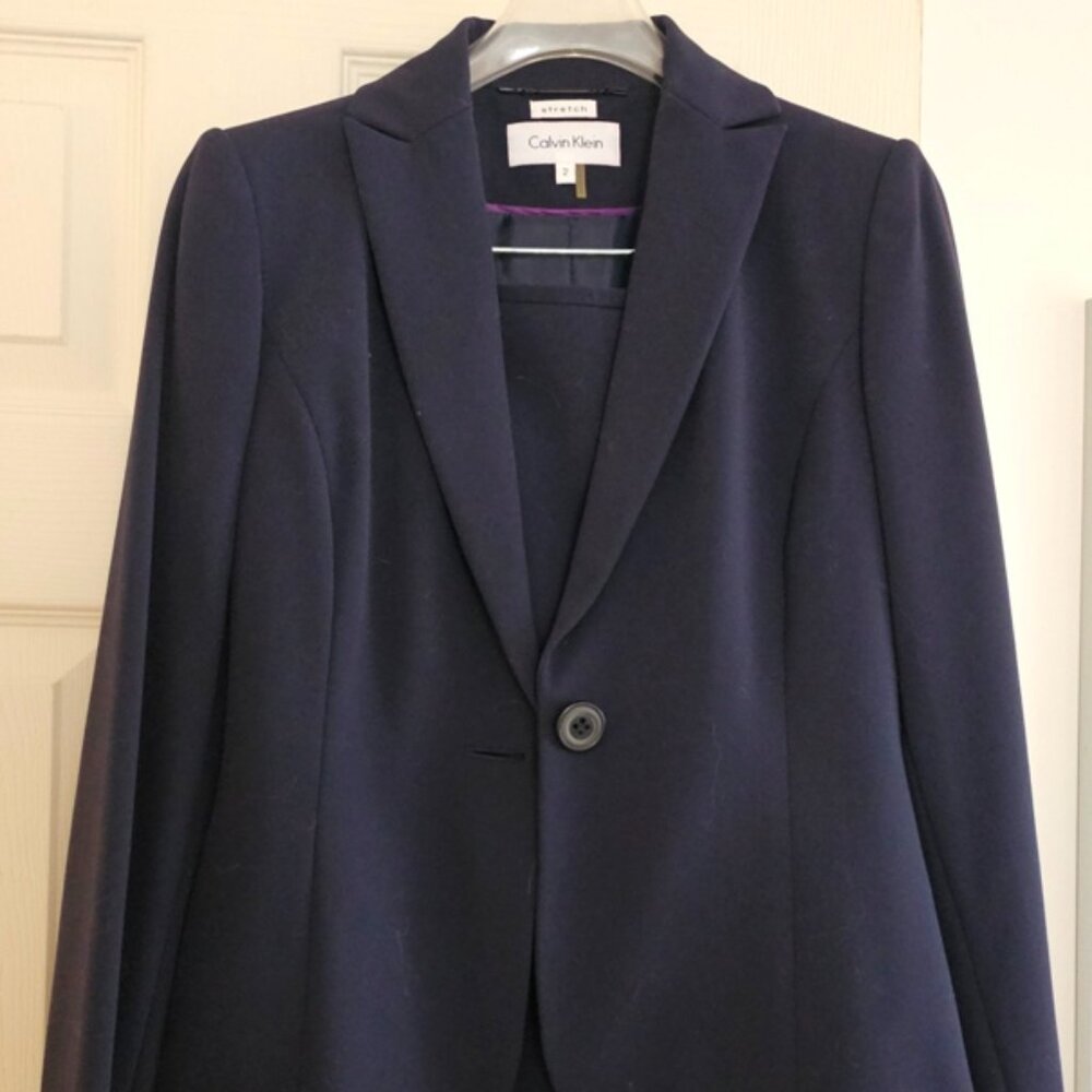 Business suit Calvin Klein for women/ Jacket with skirt